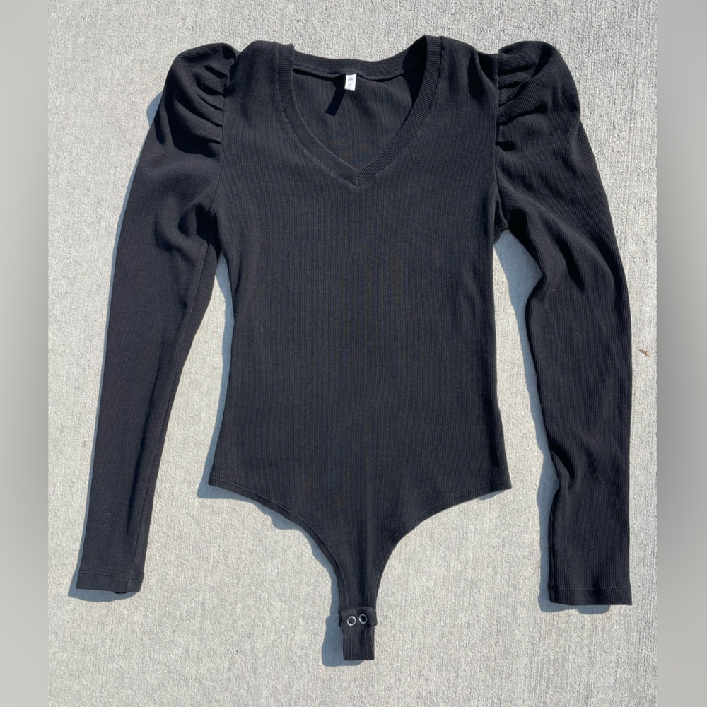 Reoria puff sleeve bodysuit
